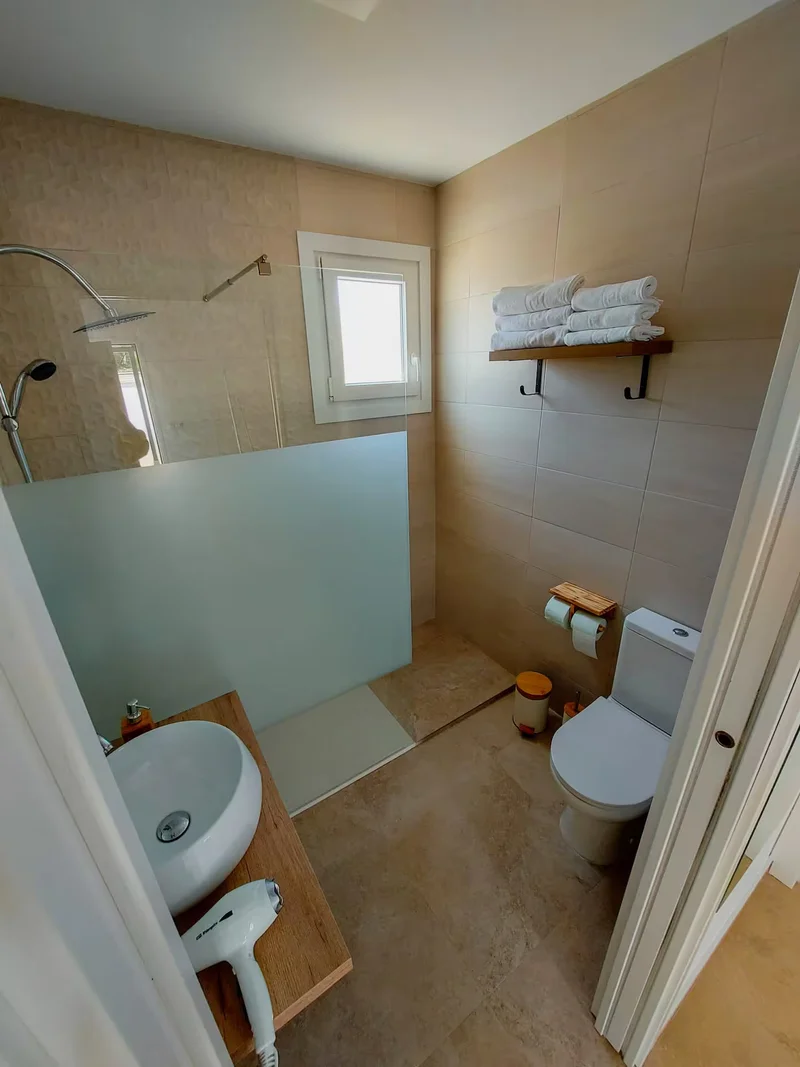 Luzdimar 1 - Baños 2